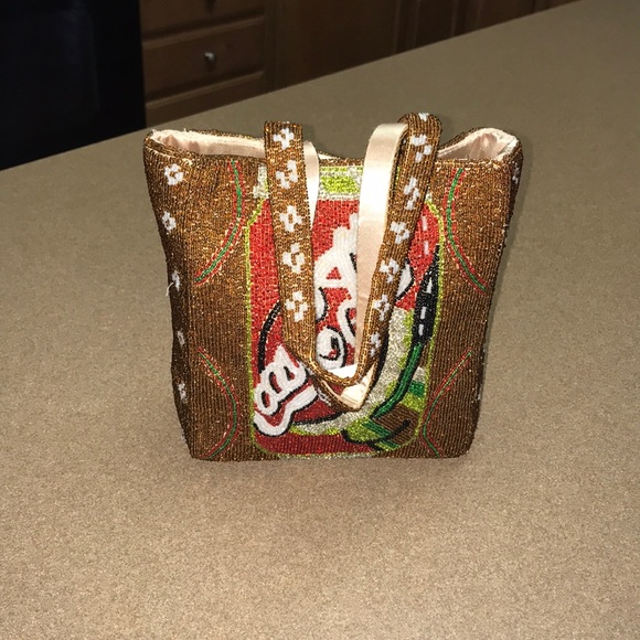 A Novelty Coca Cola Beaded Bag - Picture 1 of 8